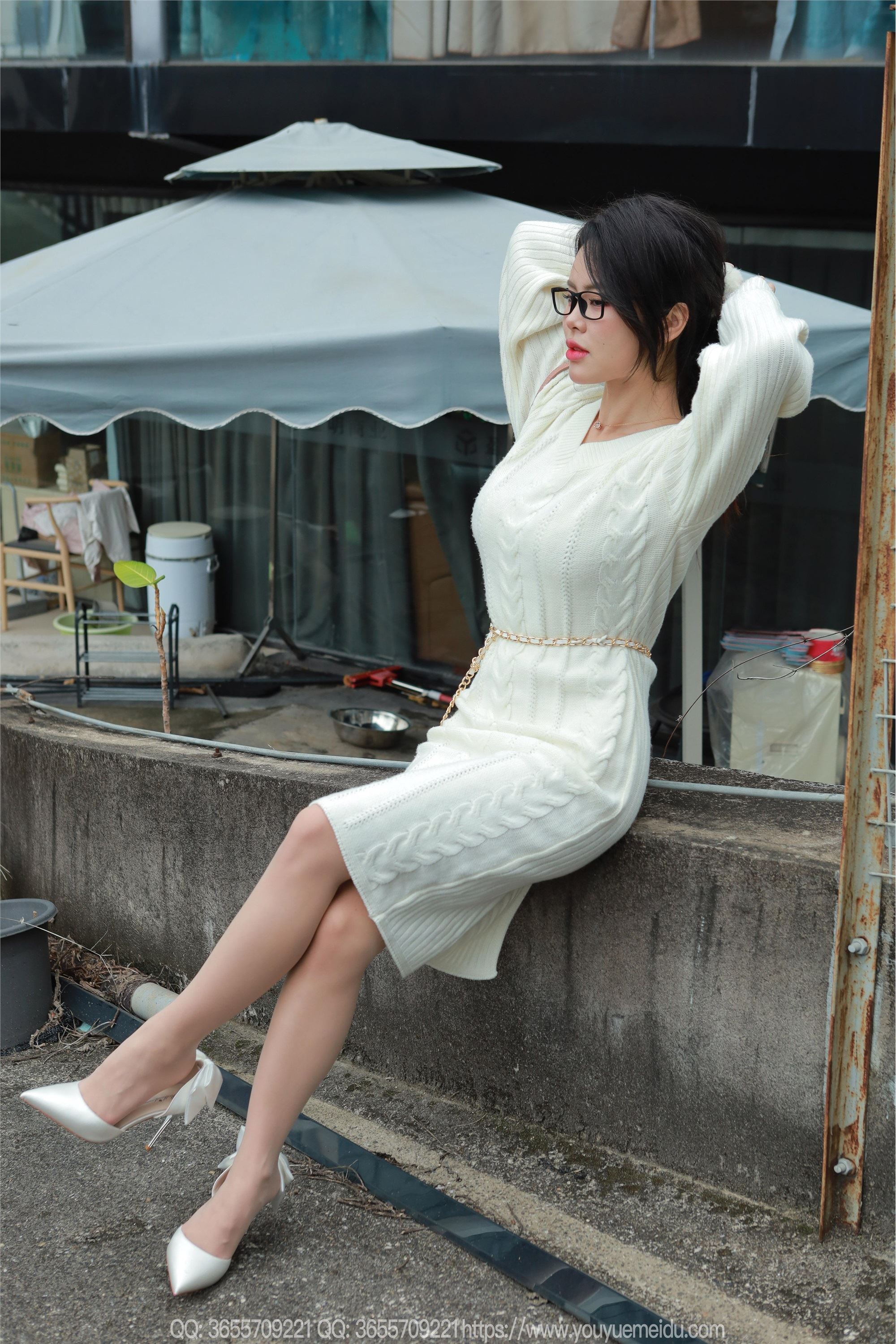 IESS异思趣向  2025.03.10 丝享家 1997 兔兔《高开衩包臀裙》